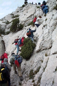 Sommet de Marseilleveyre. Le commando de l'ANR en action. Rando du 8/04/03